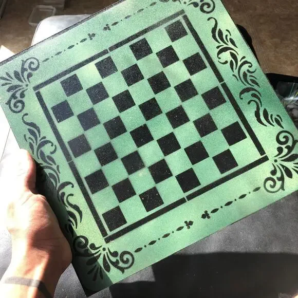 Chess Set - Emerald Green Royal - Picture 7 of 7